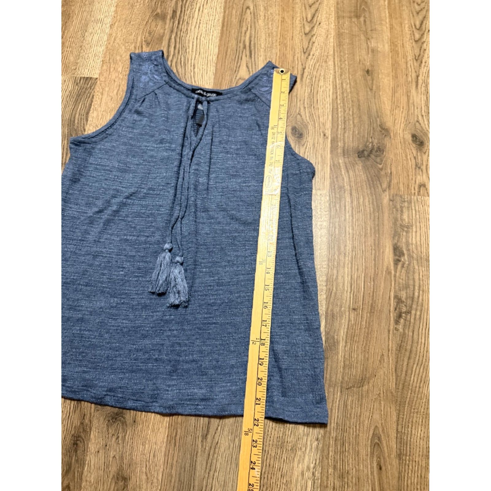 Vintage Cable & Gauge Tank Top Women's XS Blue V-Neck Tassel Tank NWT Casual Modern Basic Sleeveless Shirt Size XS / US 0-2 / IT 36-38 - 4 Thumbnail