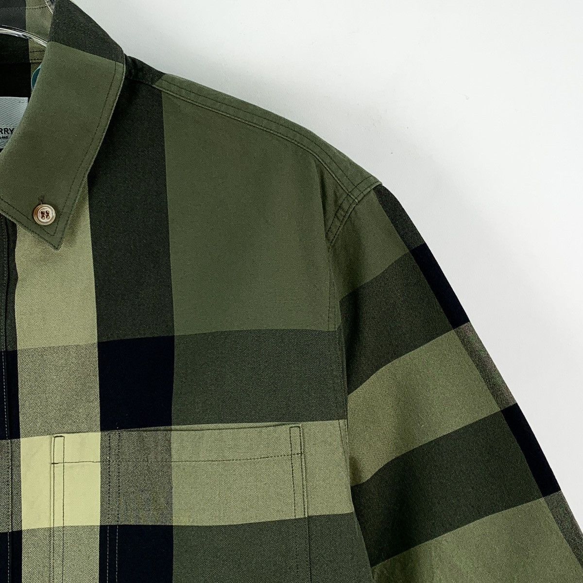 Burberry Burberry Dark Green Check Cotton Short Sleeve Shirt K26WX Size US S / EU 44-46 / 1 - 3 Thumbnail