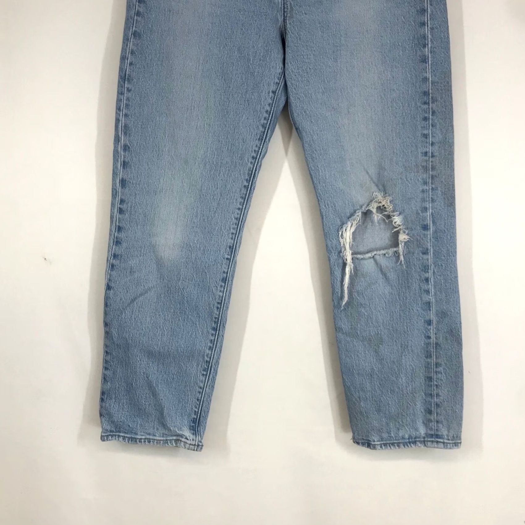 Levi's Levis Premium Wedgie Straight Jeans Light Wash Blue Distressed High Rise 27 Womens Size 27" / US 4 / IT 40 - 3 Thumbnail