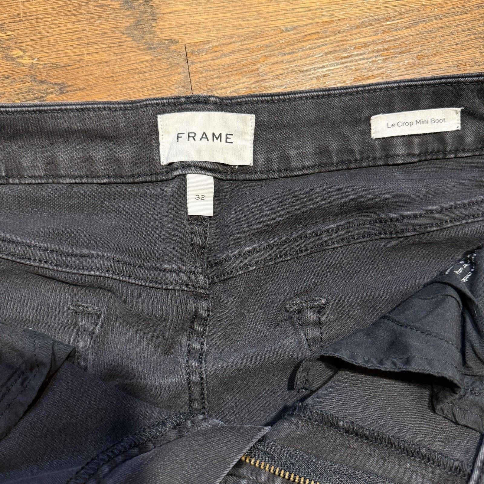 Frame Frame Le Mini Boot Cut Jeans Black Noir High Rise Size 32 Size 32" / US 10 / IT 46 - 13 Thumbnail