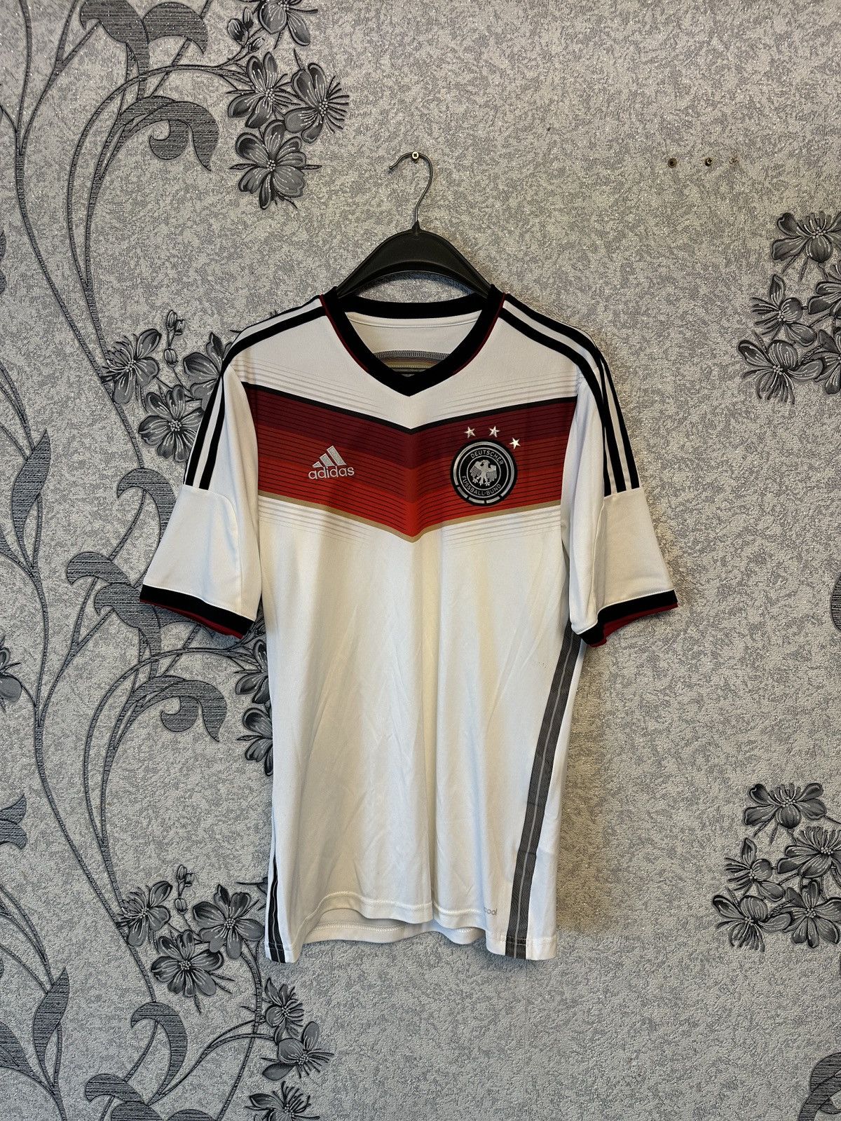 Adidas GERMANY 2014 HOME FOOTBALL SHIRT SOCCER JERSEY ADIDAS Size US S / EU 44-46 / 1 - 1 Thumbnail
