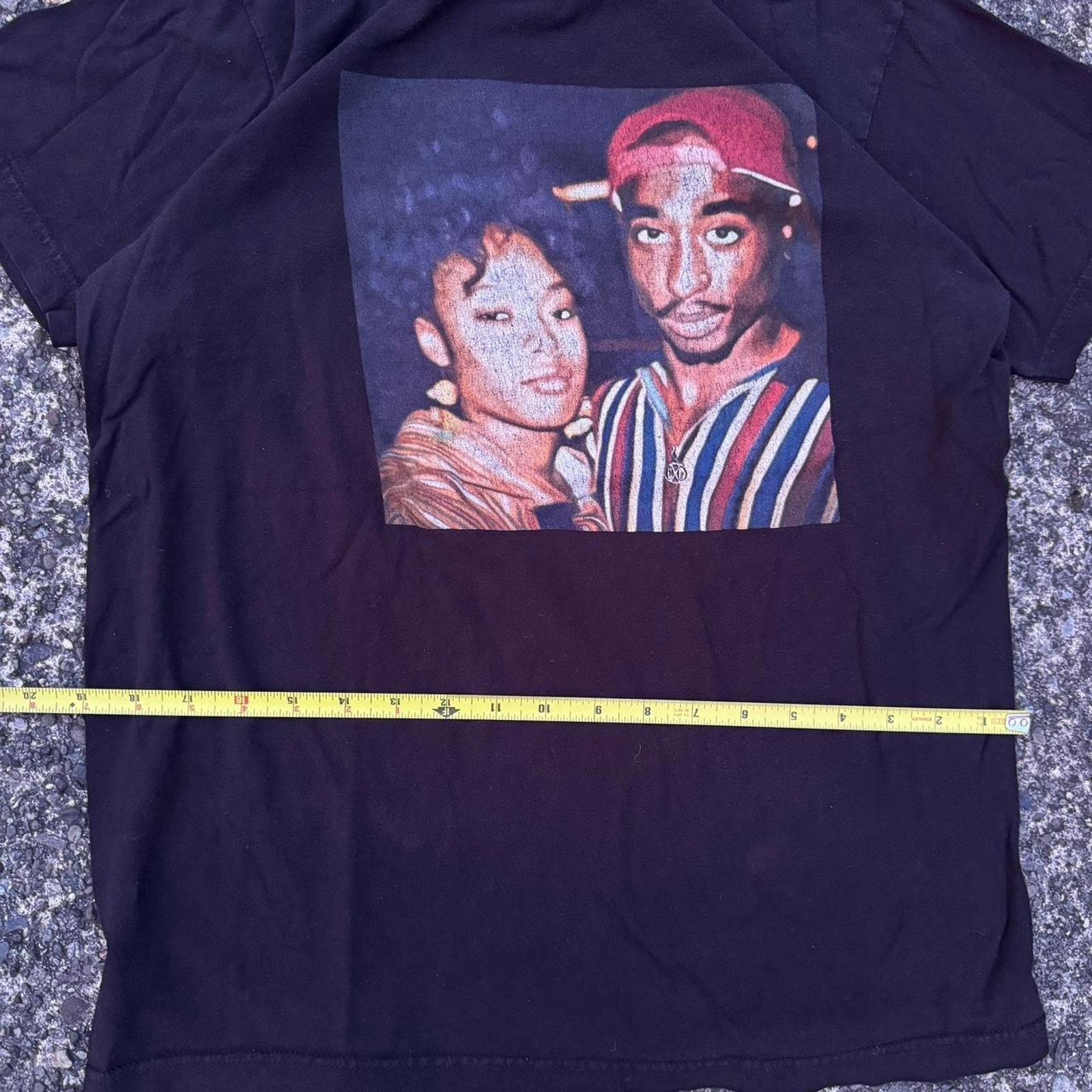 Cross Colours Vintage Cross Colours Tupac & Da Brat T-Shirt – Size Medium Size US M / EU 48-50 / 2 - 6 Thumbnail