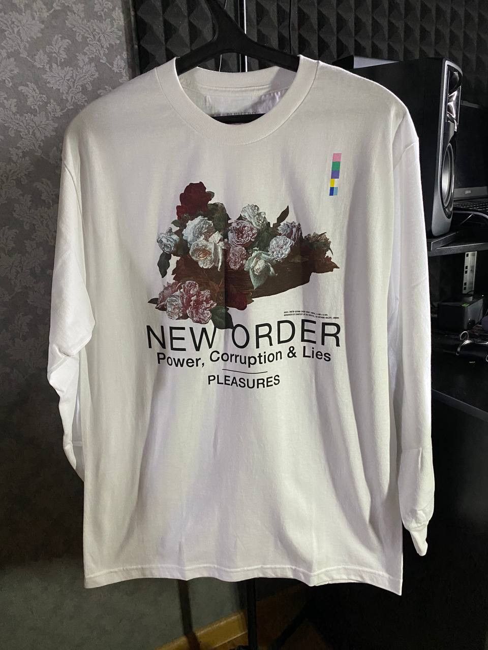 Pleasures Pleasures - Power L/S Size US L / EU 52-54 / 3 - 1 Thumbnail