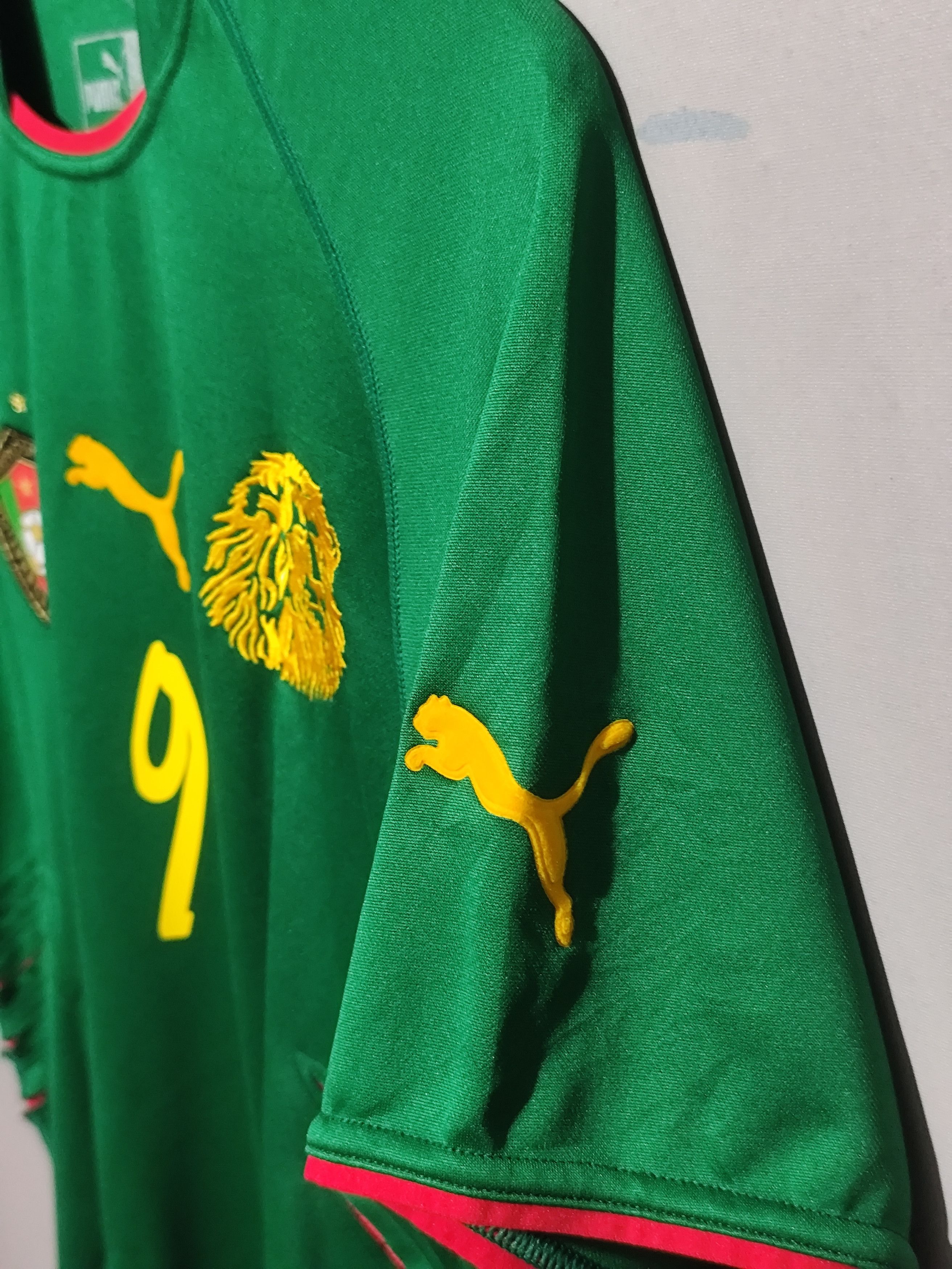 Puma × Vintage Puma x 2004/06 Samuel Eto'o #9 Cameroon Home Jersey Size US M / EU 48-50 / 2 - 21 Thumbnail