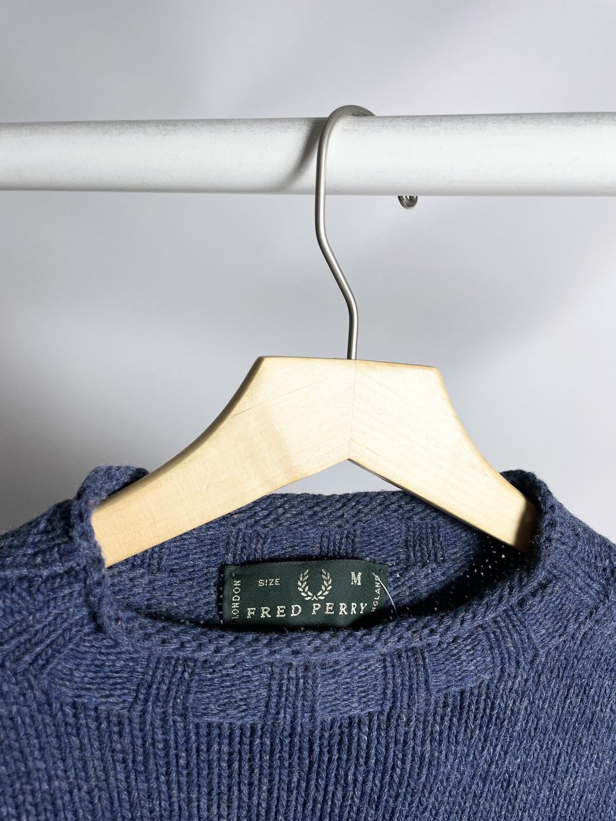 Fred Perry × Lonsdale × Vintage VINTAGE 🦕 Fred Perry Centre Logo London Knitted Sweater Size US M / EU 48-50 / 2 - 6 Thumbnail