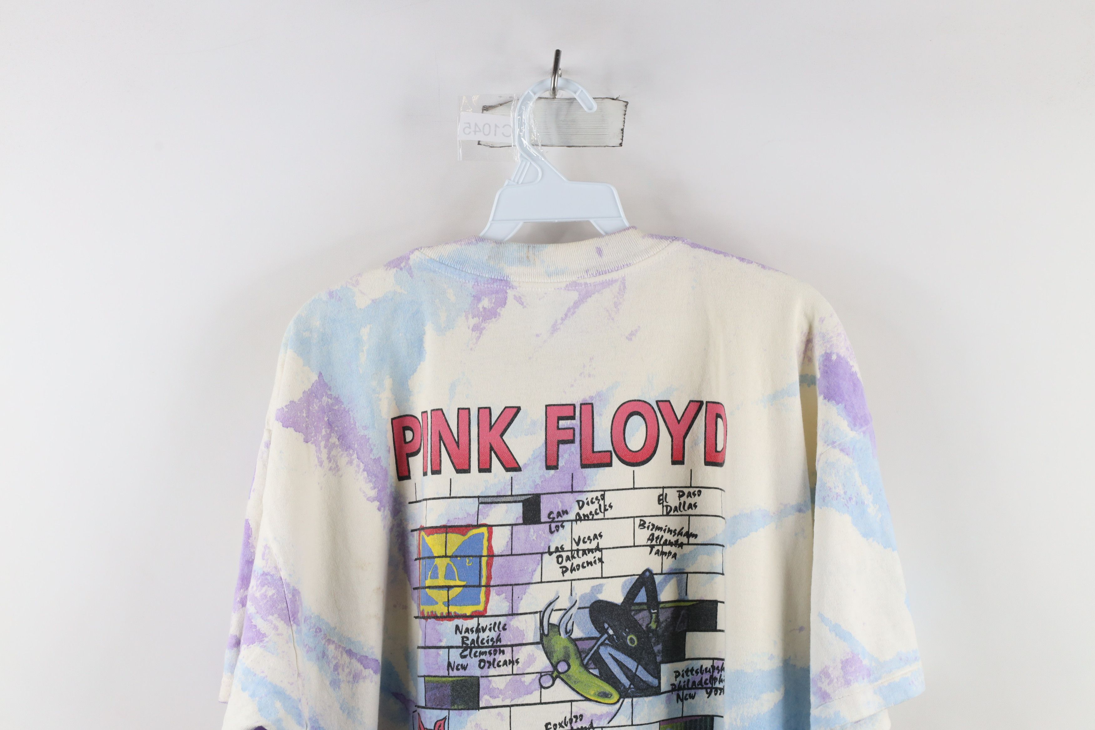 Vintage Vintage 90s Division Bell Tour Pink Floyd Band T-Shirt USA Size US XL / EU 56 / 4 - 13 Thumbnail