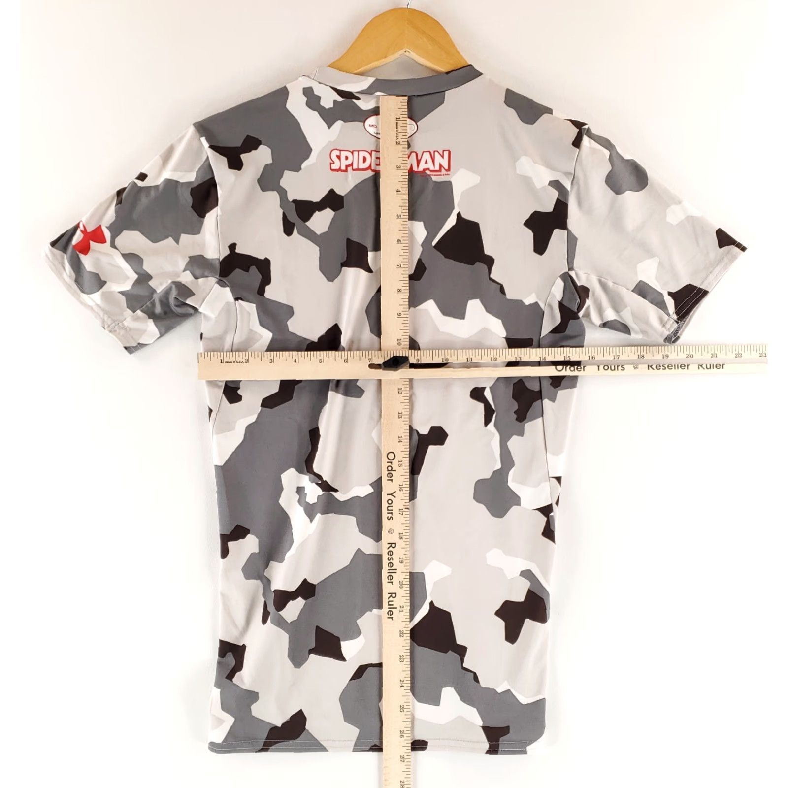 Under Armour Under Armour Spider-Man Compression HeatGear Shirt Gray Camo Mens M Shirt Size US M / EU 48-50 / 2 - 8 Thumbnail