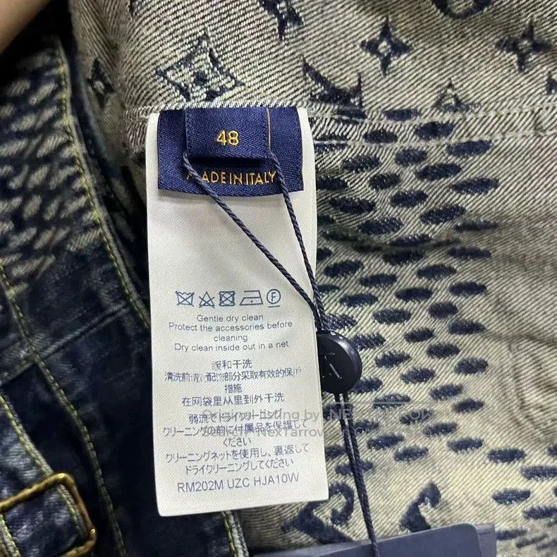 Louis Vuitton Louis Vuitton Logo Plaid Denim Jacket. Size US M / EU 48-50 / 2 - 3 Thumbnail