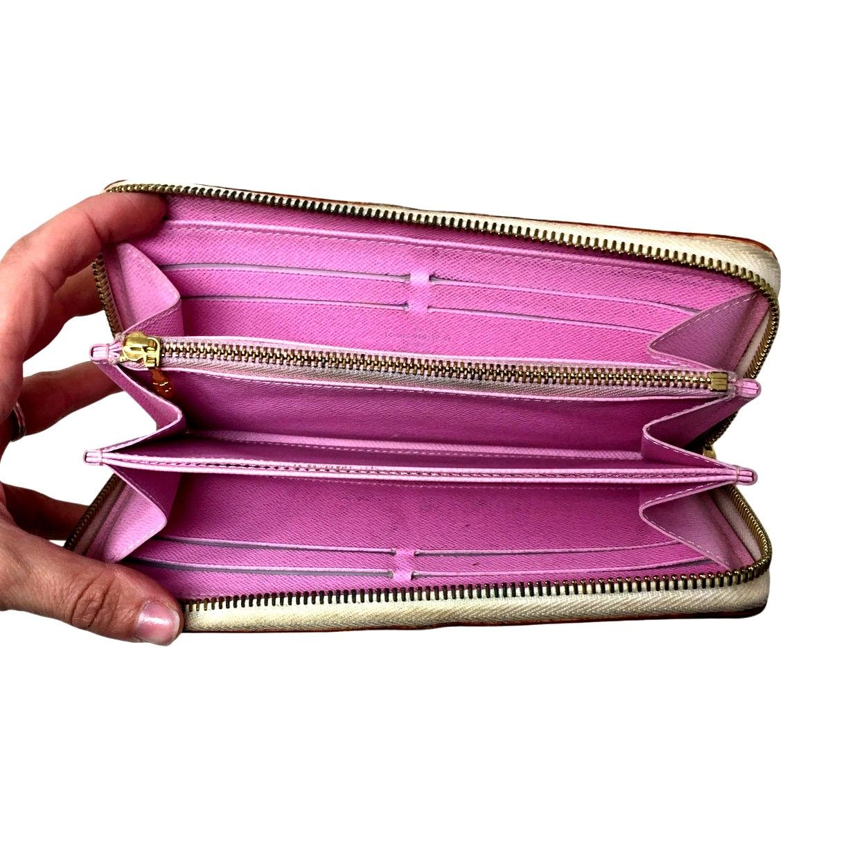 Louis Vuitton Murakami Monogram International Wallet White