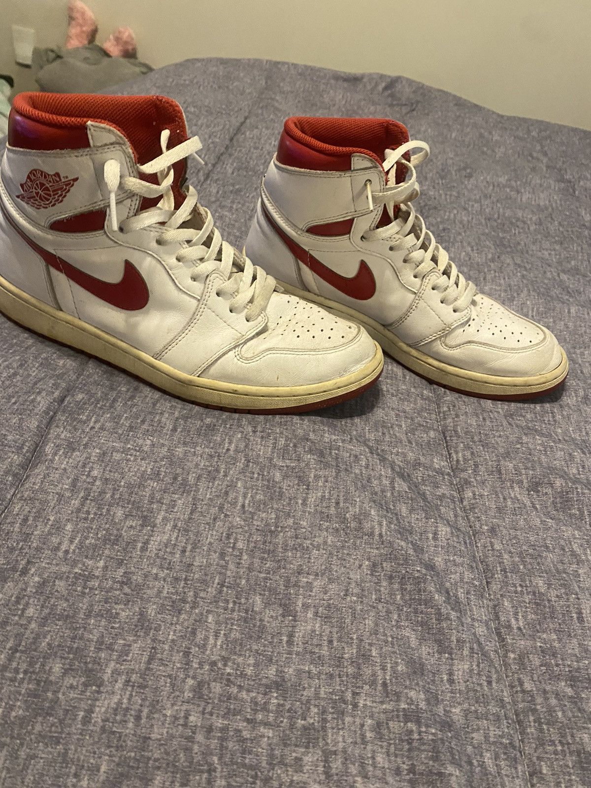 Jordan Brand × Nike Jordan 1 Metallic Red 2017 Size US 9.5 / EU 42-43 - 6 Thumbnail
