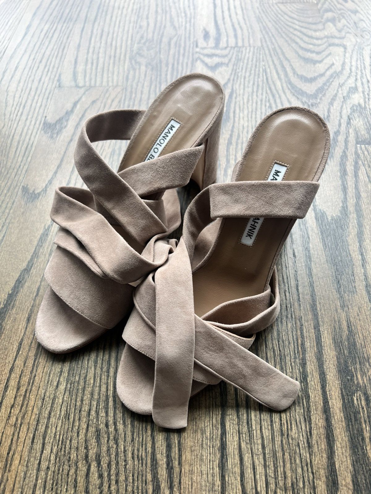 Manolo Blahnik Manolo Blahnik Tondala Wrap Suede Heels Size US 8 / IT 38 - 1 Thumbnail