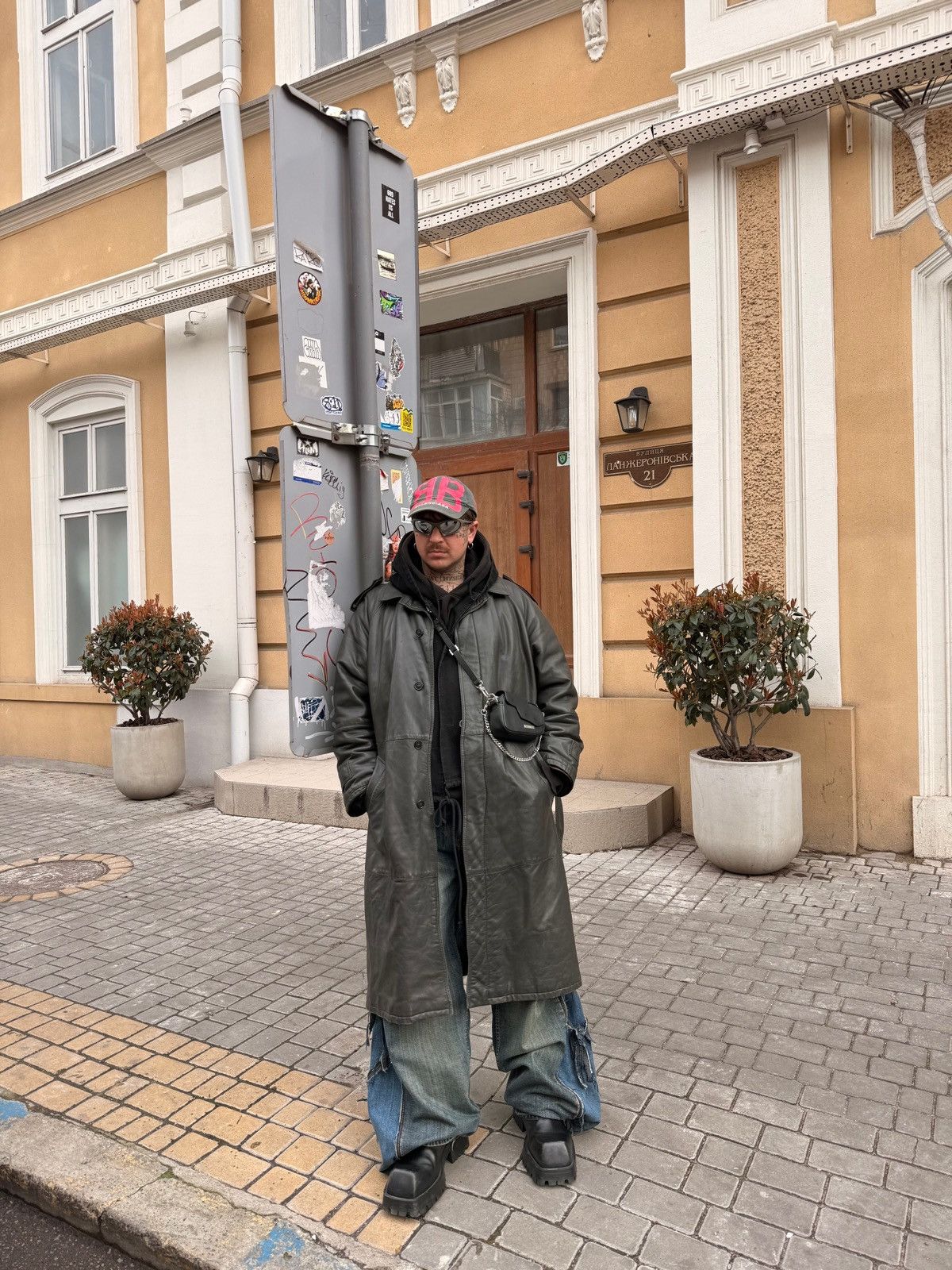 Balenciaga Balenciaga BB SPRAYED CAP Size ONE SIZE - 2 Thumbnail