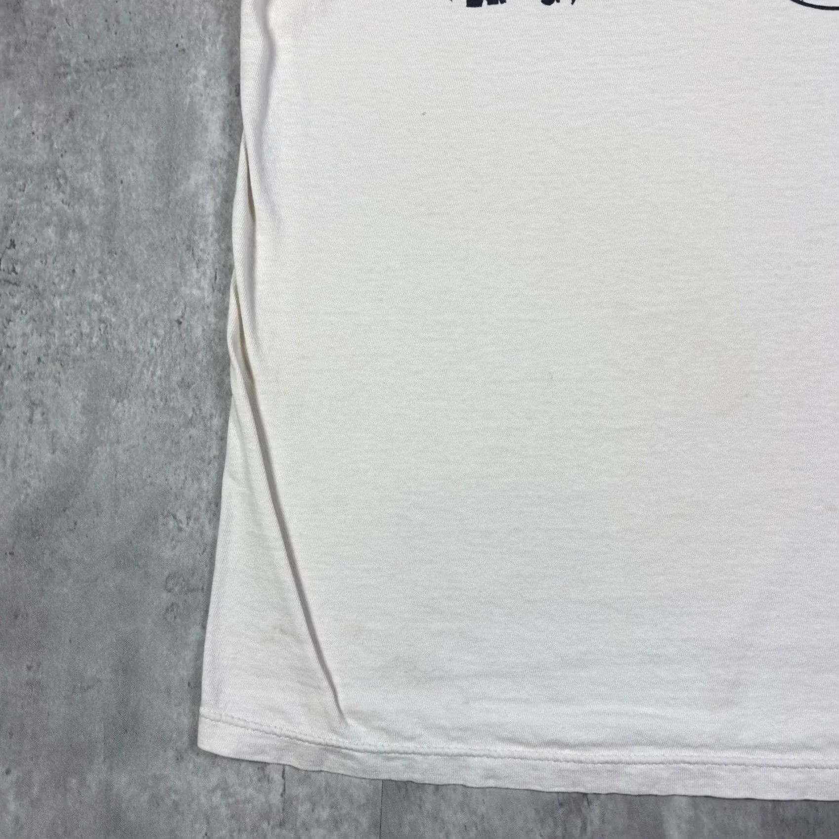 Tultex VINTAGE 90s T-Shirt Tultex White Size M Graphic Print Short Sleeve Round Neck Cotton Men 1A Size US M / EU 48-50 / 2 - 5 Thumbnail