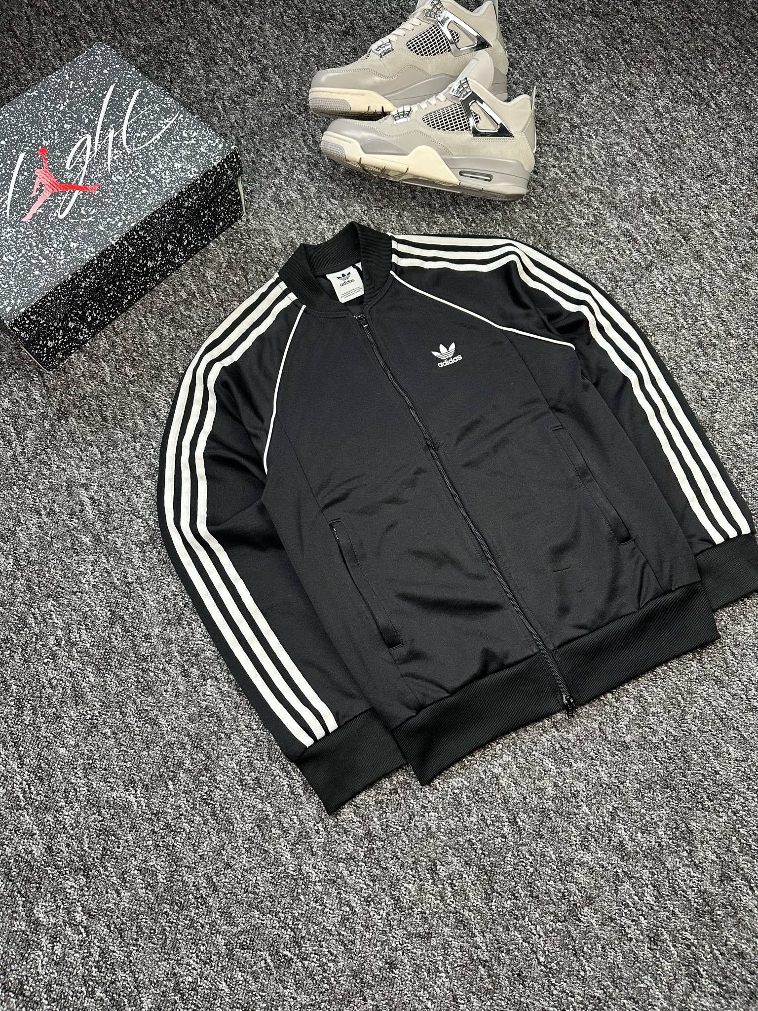 Adidas × Japanese Brand Vintage sweatshirts tracksuit classic shelest Adidas Logo Size US S / EU 44-46 / 1 - 2 Thumbnail