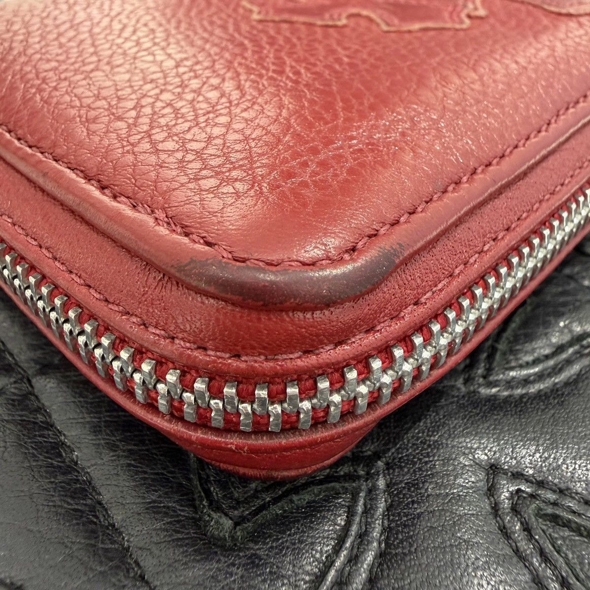 Chrome Hearts Chrome Hearts red cemetery triple cross leather patch wallet Size ONE SIZE - 15 Thumbnail