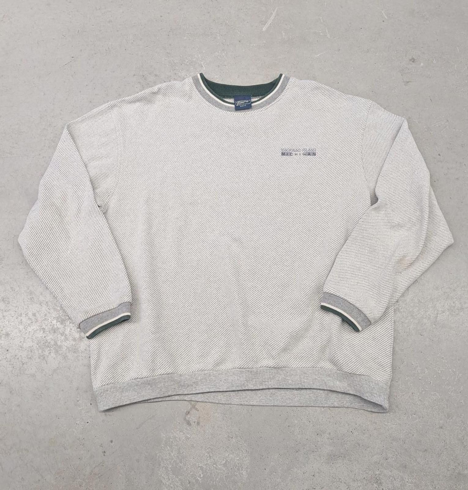 Vintage Vintage 90s Mackinac Island Michigan Gray Crew Neck Sweater Size US XL / EU 56 / 4 - 1 Thumbnail