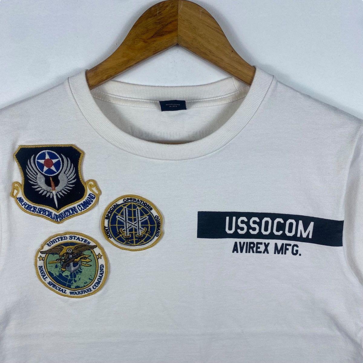Avirex AVIREX Us Special Operations Command Embroidery Logo Tee Size US M / EU 48-50 / 2 - 2 Thumbnail