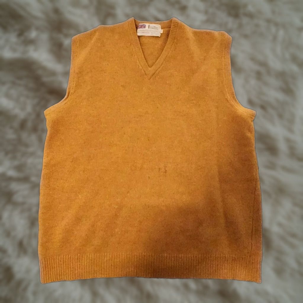 Vintage VINTAGE Lazarus Sweater Vest Men’s XL V-Neck Burnt Orange Wool Vest Size US XL / EU 56 / 4 - 1 Thumbnail