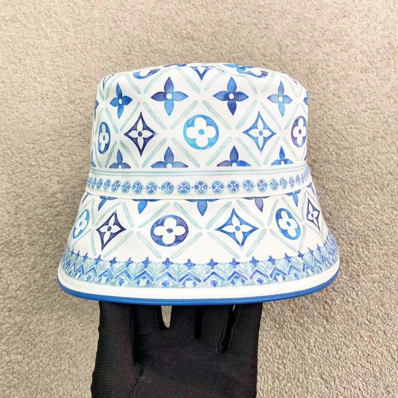 Louis Vuitton Louis Vuitton Blue and white logo fisherman's hat Size ONE SIZE - 2 Thumbnail
