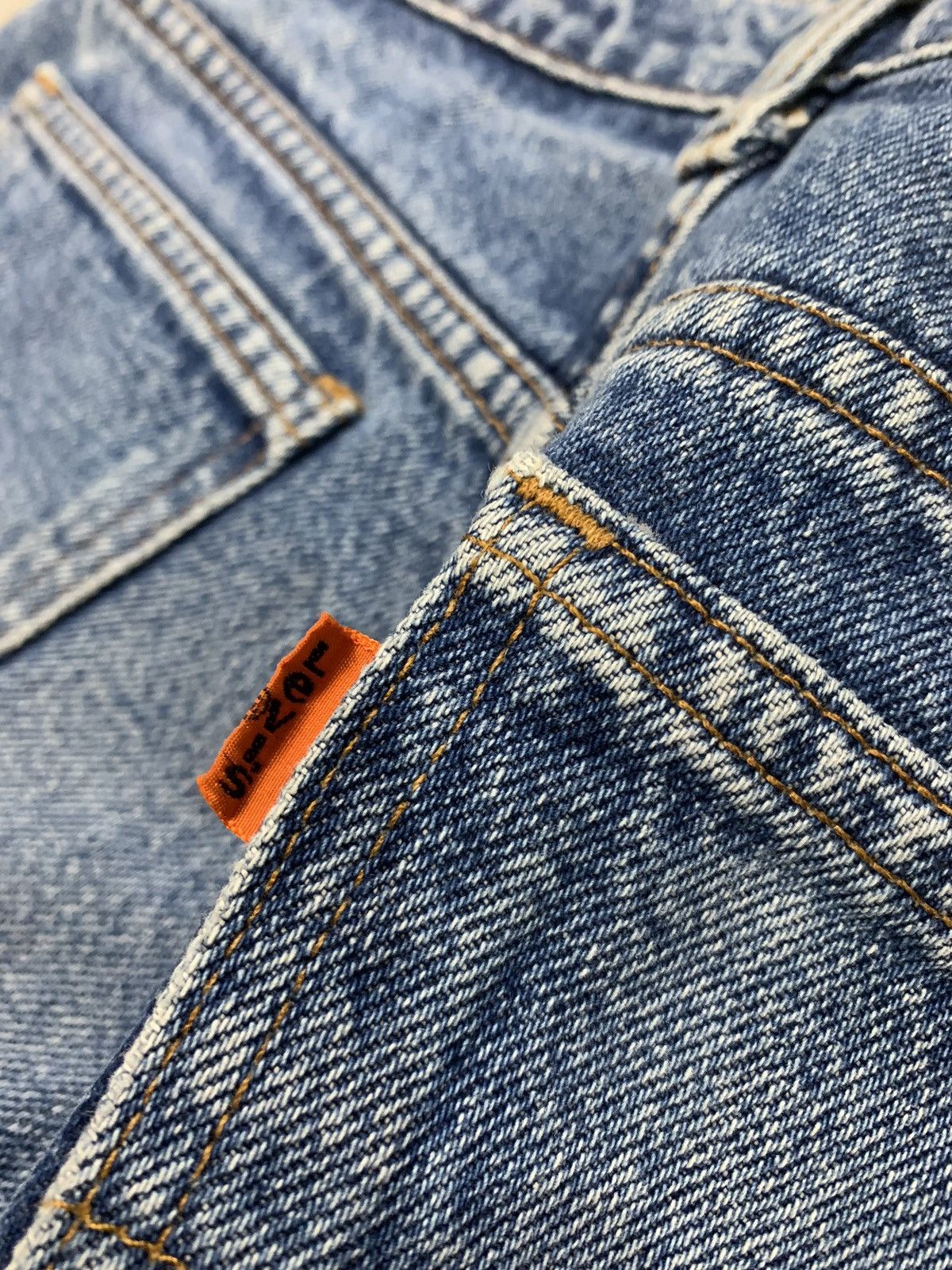 Levi's Vintage Clothing 90s Vintage Rare Levi Leather tag Orange tab Denim jeans Size US 28 / EU 44 - 4 Thumbnail