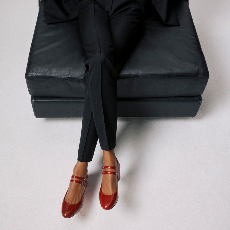 Christian Louboutin os11x0526 Miss Jane Vog Patent Leather Pumps in Red Size US 9 / IT 39 - 3 Thumbnail