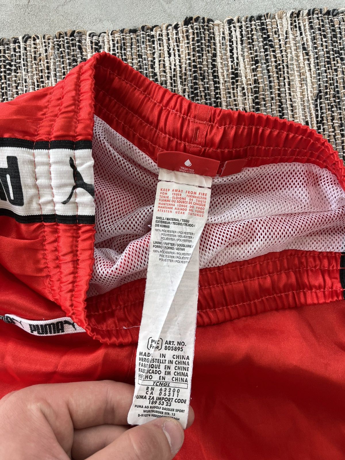 Puma × Vintage 00s Vintage Puma Nylon Short Red Boxer Y2K rare Size 24" / US 00 / IT 34 - 13 Thumbnail