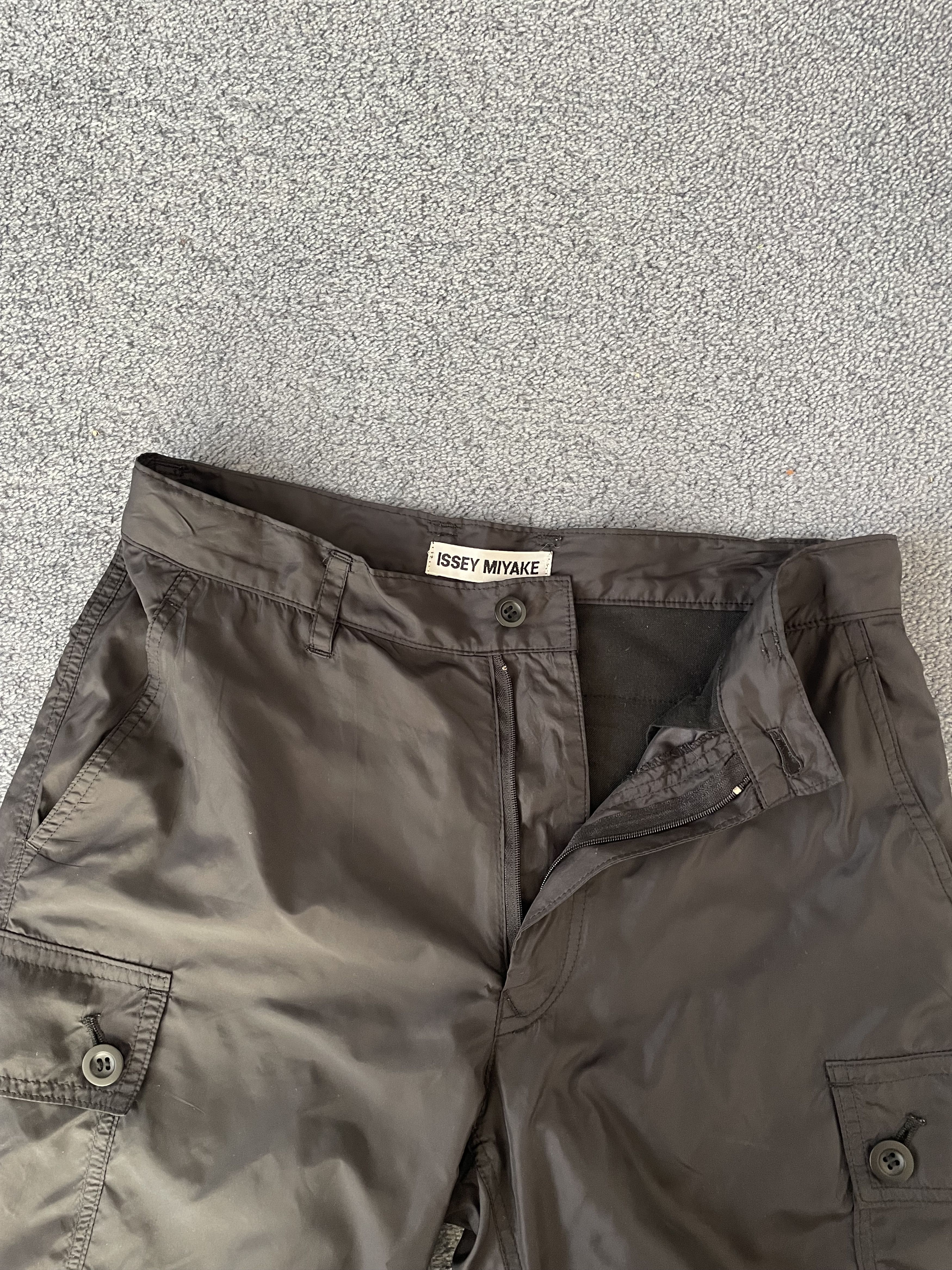 Issey Miyake Issey Miyake Nylon Cargo Pants Size US 28 / EU 44 - 2 Thumbnail