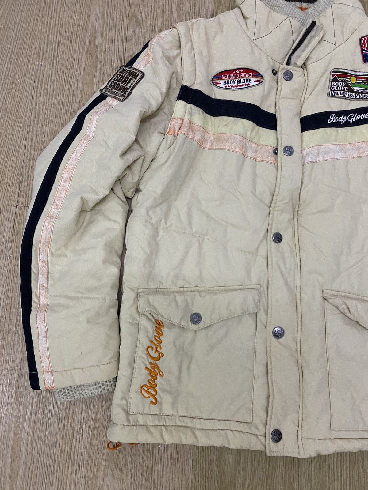 Body Glove Body Glove patches logo redondo beach puffer jacket Size US L / EU 52-54 / 3 - 4 Thumbnail