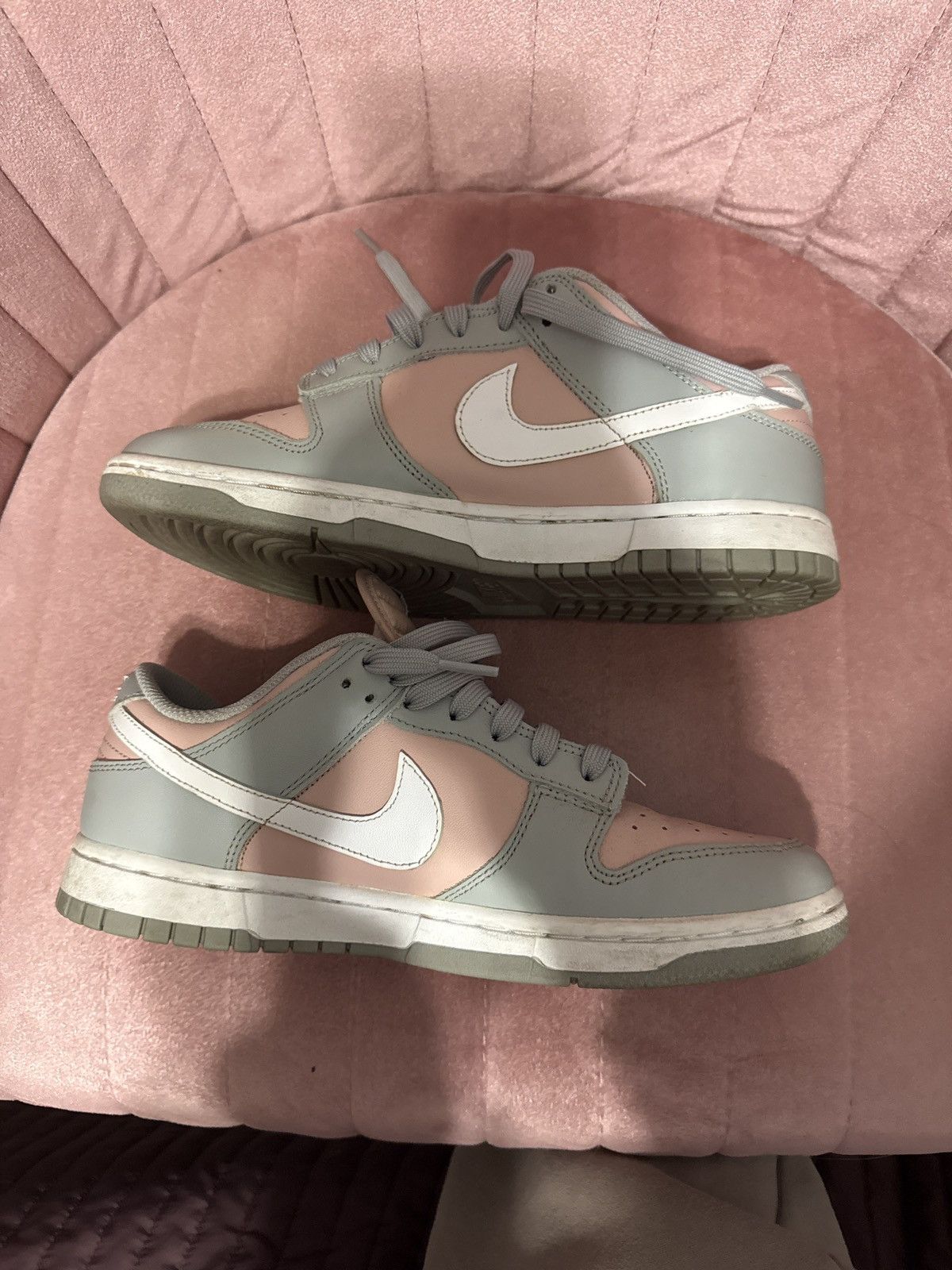 Nike pink and gray dunks Size US 9.5 / IT 39.5 - 2 Thumbnail