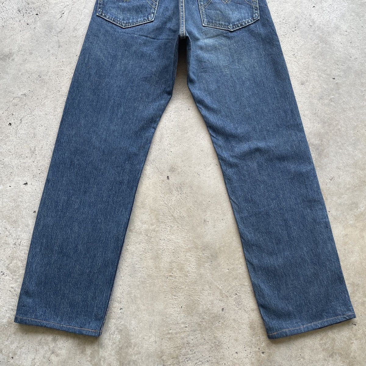 Japanese Brand × Jean Vintage Japan Gl Heart Fly Button Jeans Denim Pants W27 Size US 27 - 12 Thumbnail