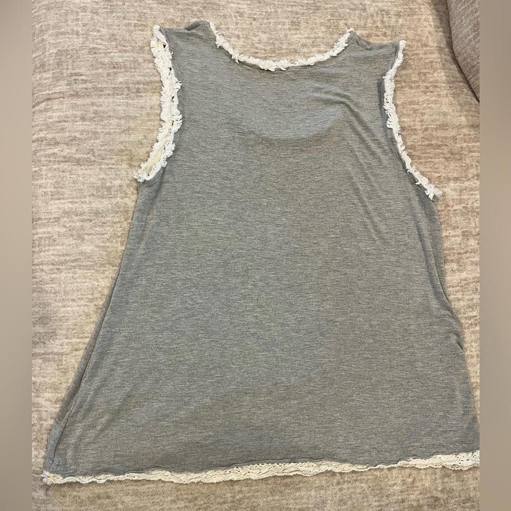 Designer Chic Lace Trim Gray Tank Top Size M / US 6-8 / IT 42-44 - 2 Thumbnail