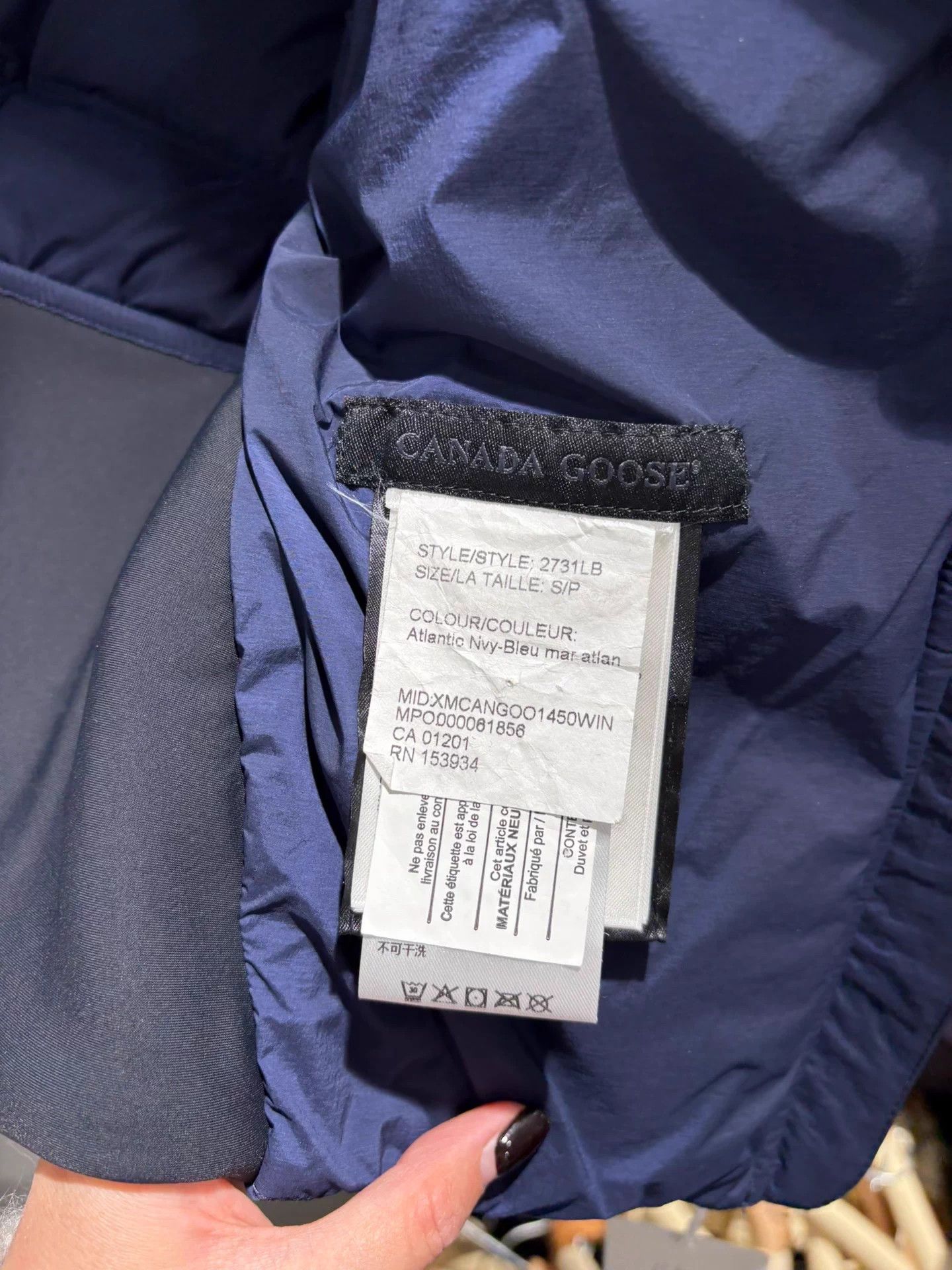 Canada Goose Canada Goose Navy Blue Light Hooded Puffer S 99 New Size S / US 4 / IT 40 - 7 Thumbnail