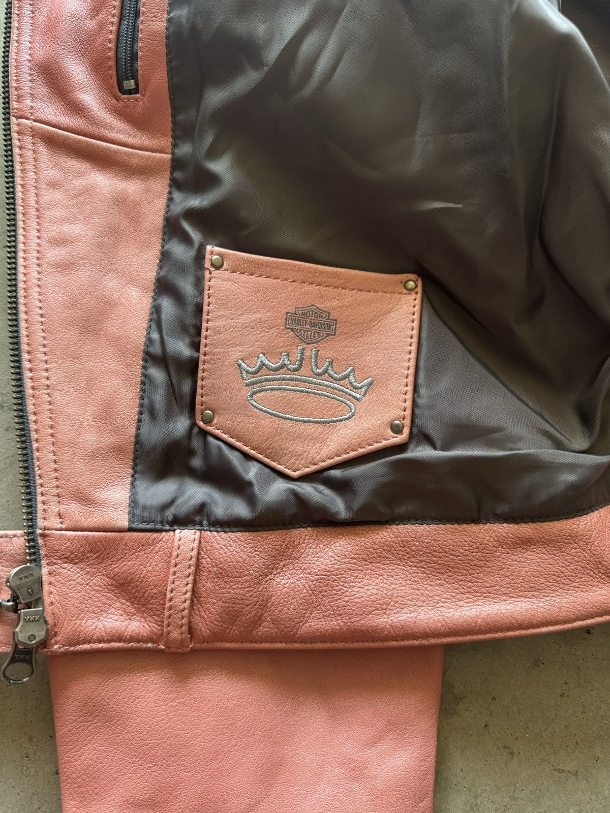 Harley Davidson 2006 Embroidered Pink Harley Davidson Leather Jacket Size XL Size XL / US 12-14 / IT 48-50 - 6 Thumbnail