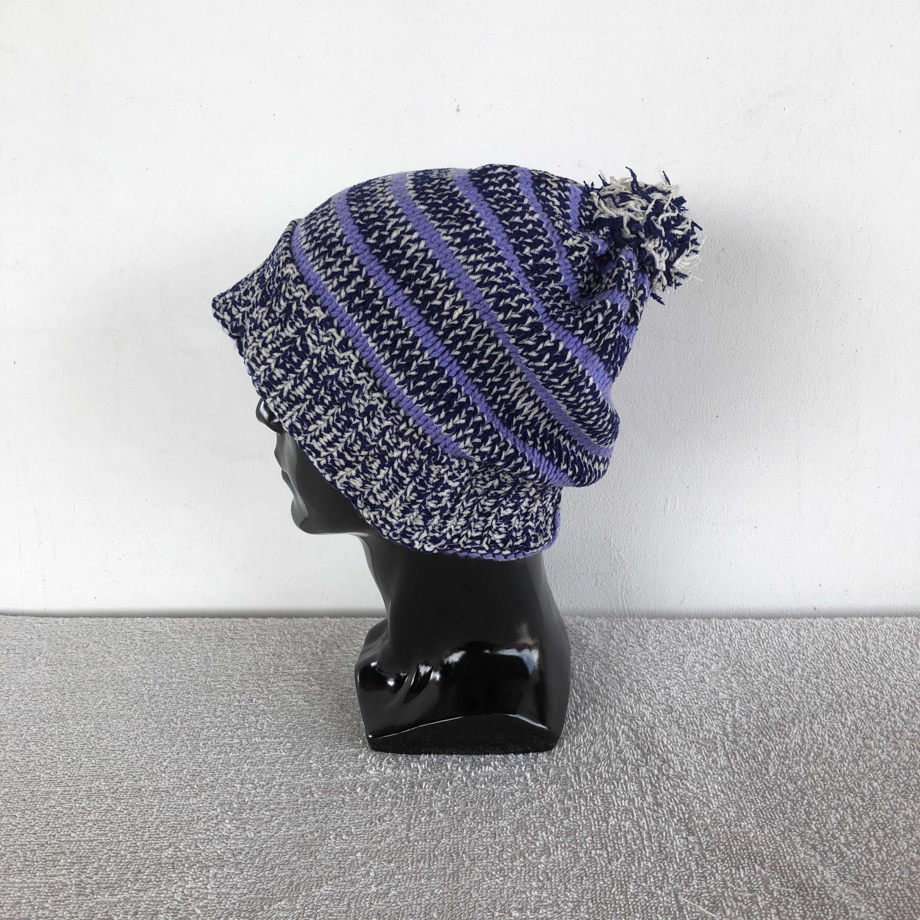Japanese Brand Vintage Y2K Cable Knit Beanie Pom Pom Snow Caps Hats Size ONE SIZE - 4 Thumbnail