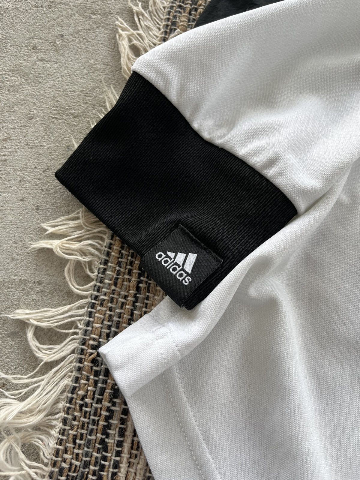 Adidas Adidas White Black LongSleeve Shirt Soccer style Y2K tee Size US M / EU 48-50 / 2 - 18 Thumbnail