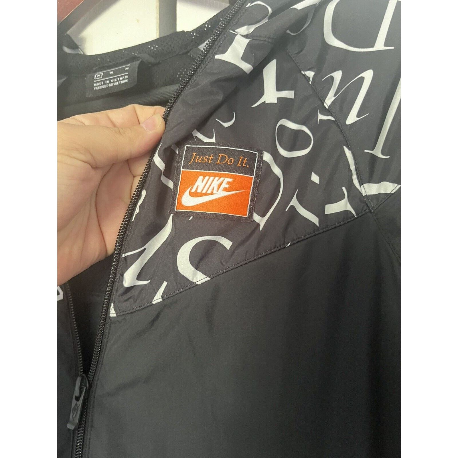 Nike Boys Youth Nike Black Jacket Wind Size Medium Size US M / EU 48-50 / 2 - 2 Thumbnail