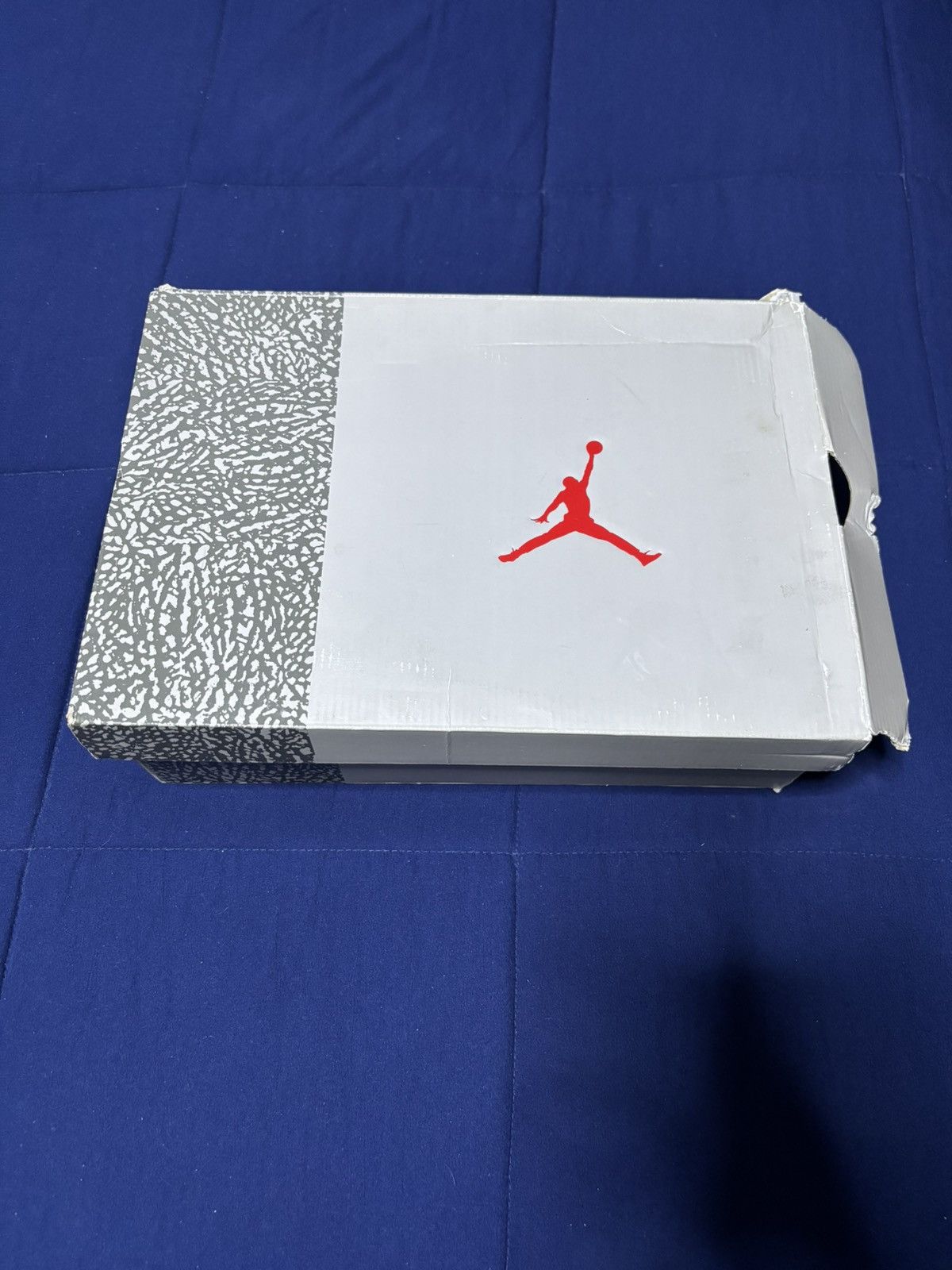 Jordan Brand Jordan 3 Retro Cool Grey 2021 Size 9 Size US 9 / EU 42 - 7 Thumbnail