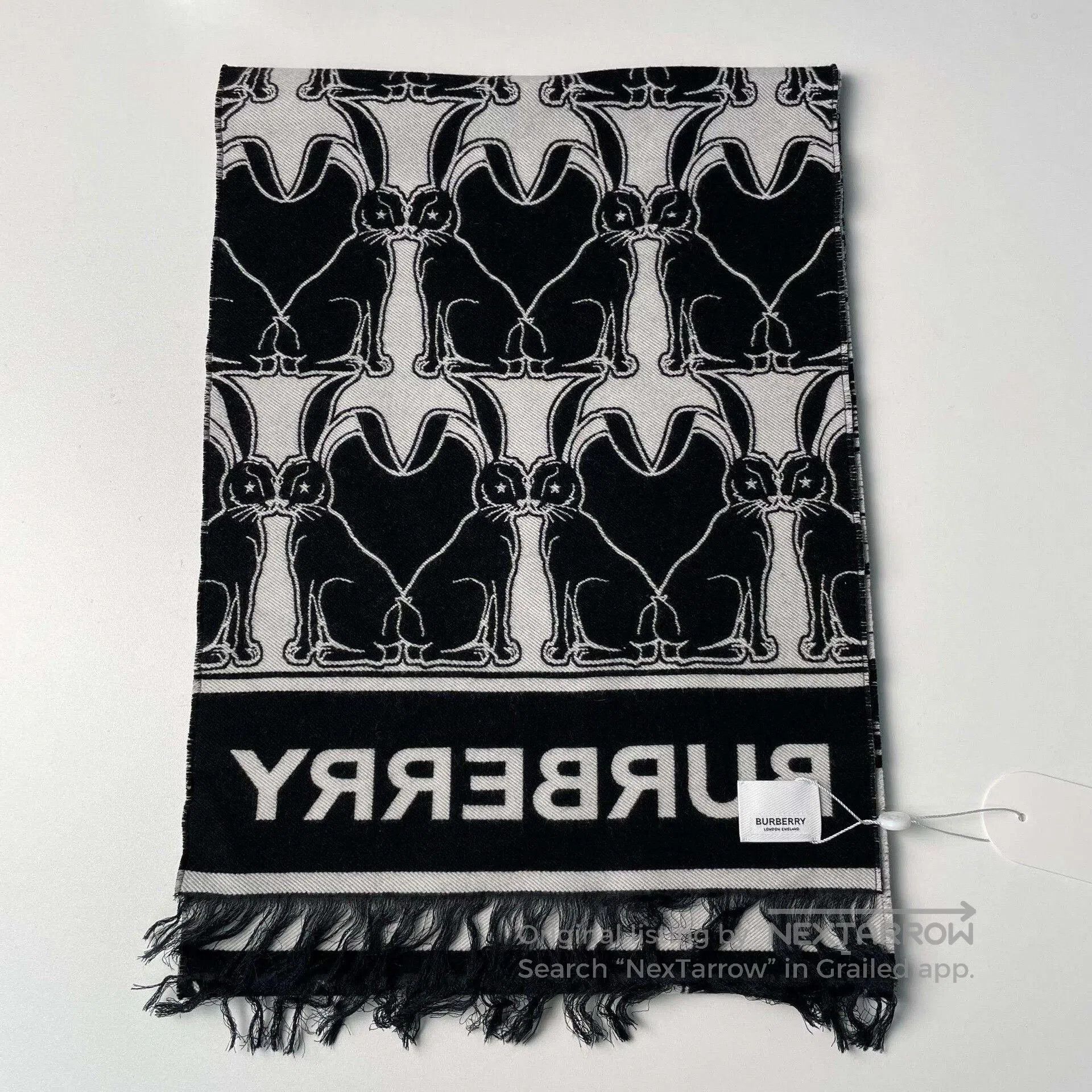 Burberry Burberry Limited Rabbit Fringed Scarf. Size ONE SIZE - 3 Thumbnail