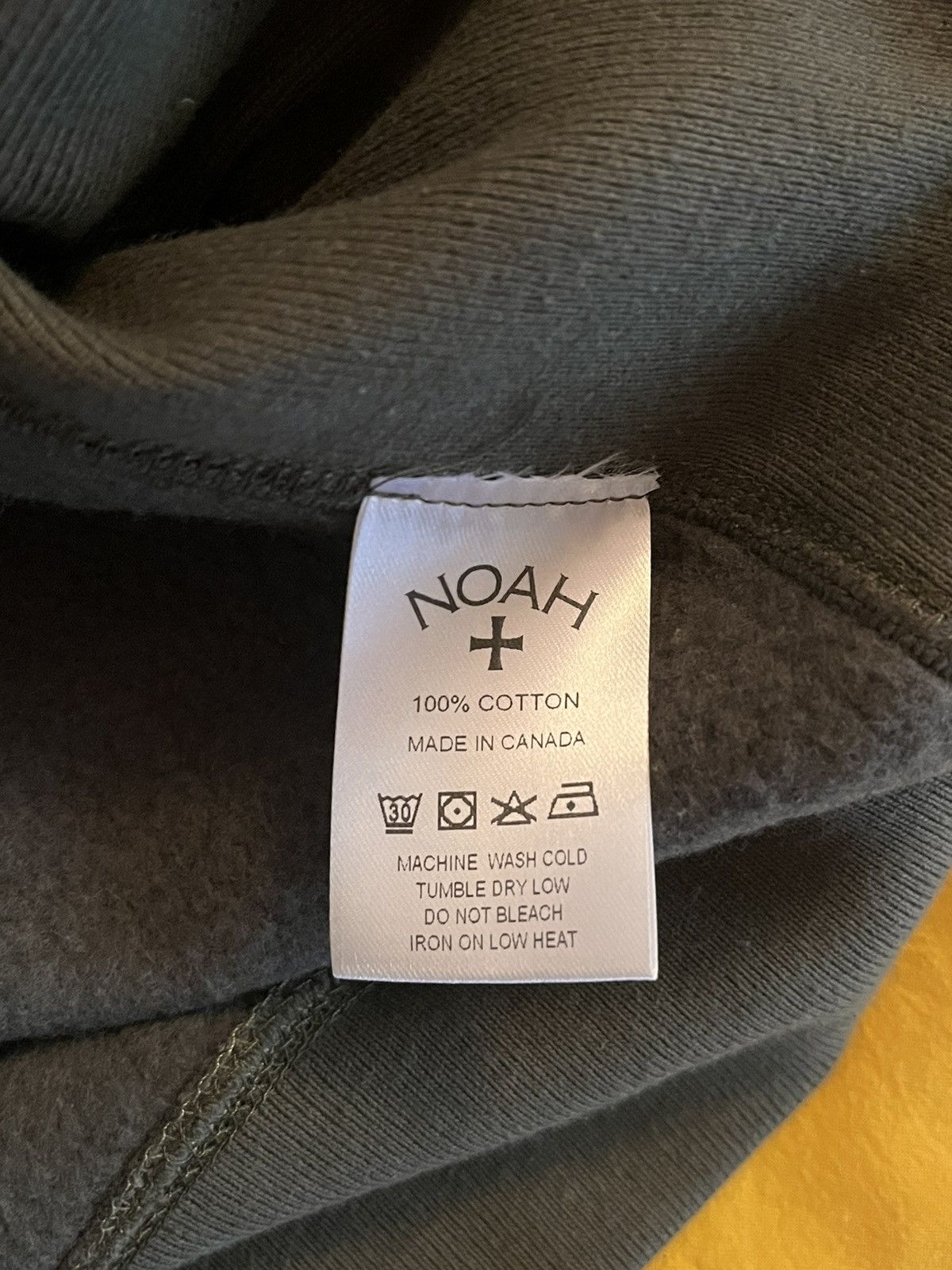 Noah Noah Appliqué Logo Crewneck With Pocket Size US M / EU 48-50 / 2 - 5 Thumbnail