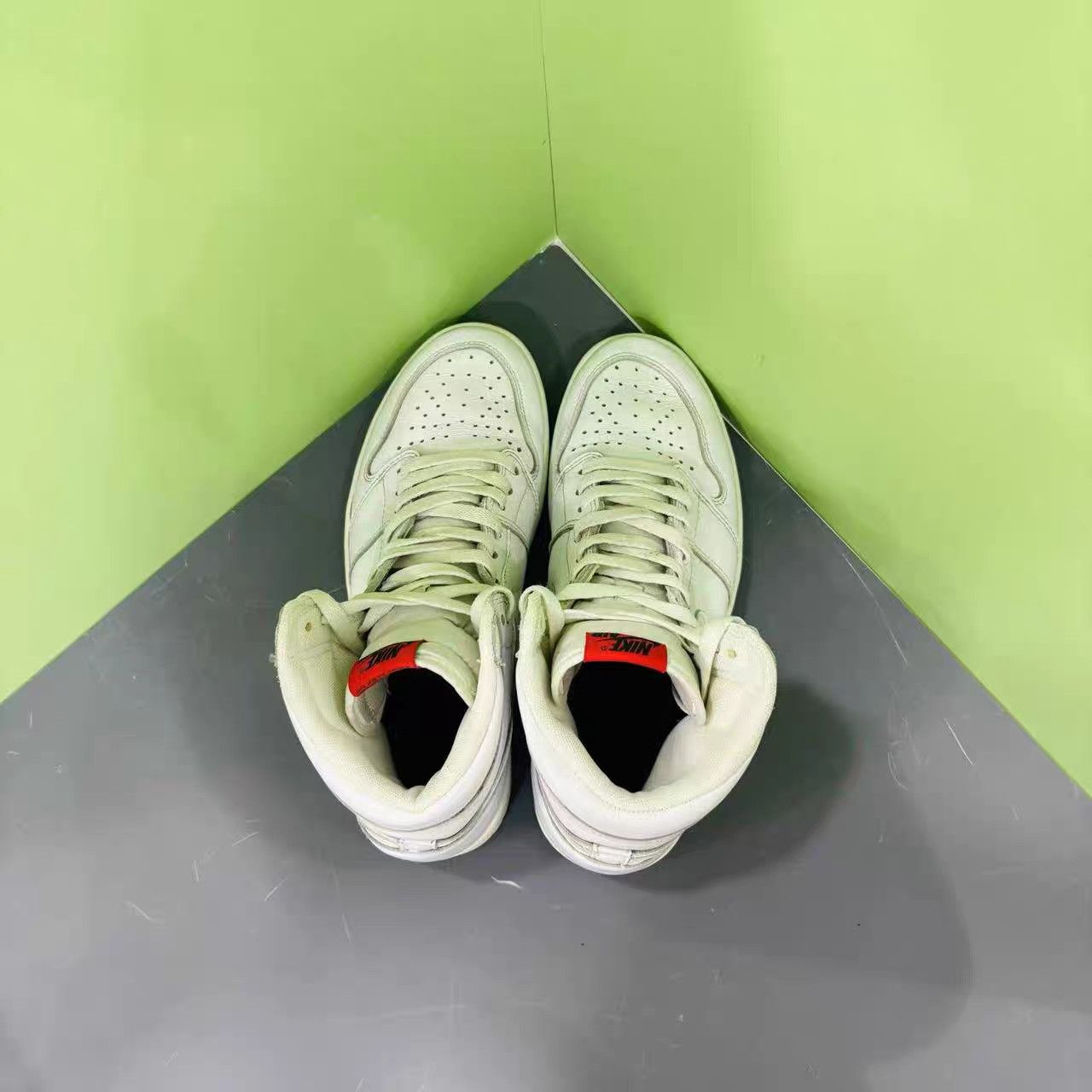 Jordan Brand Air Jordan 1 Retro High Yin Yang White K15 Size US 9.5 / EU 42-43 - 5 Thumbnail