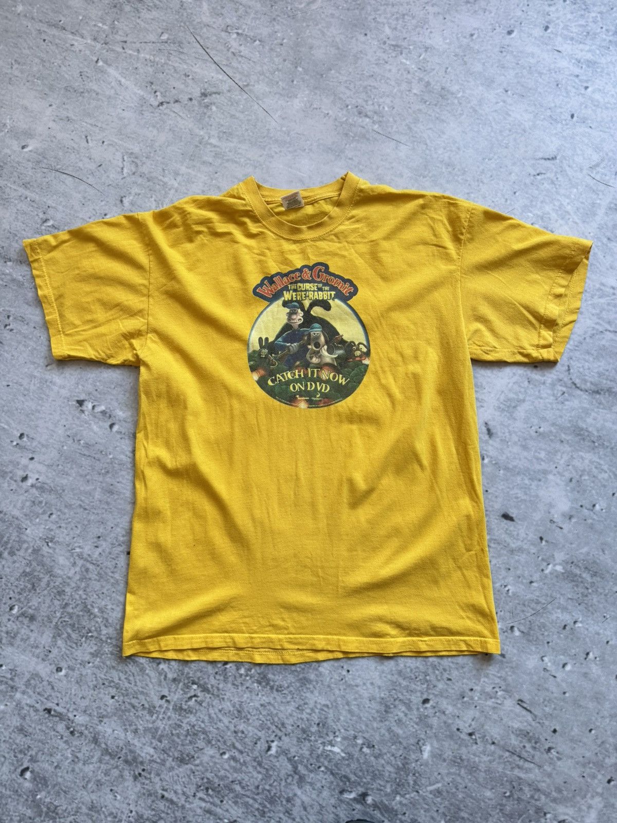 Cartoon Network × Fruit Of The Loom Cartoon Wallace & Gromit yellow tee 2006 Size US L / EU 52-54 / 3 - 1 Thumbnail