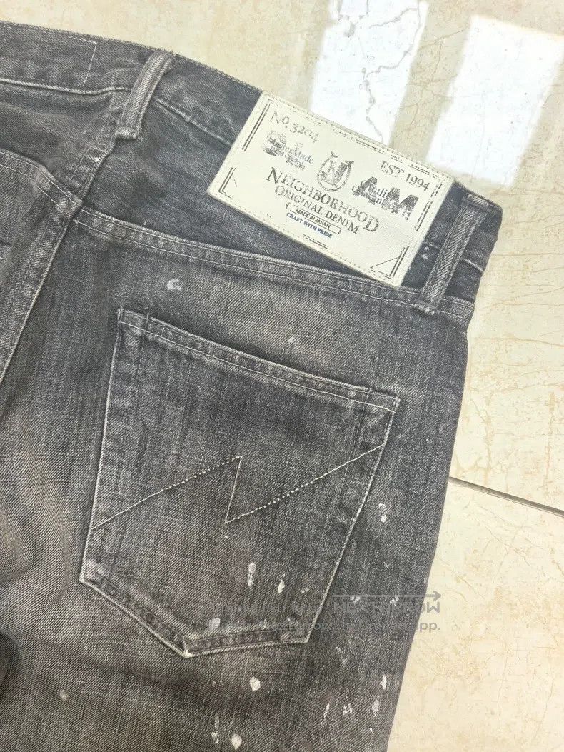 Neighborhood Neighborhood size L Black Washed Destroyed Denim Jeans Size US 27 - 6 Thumbnail