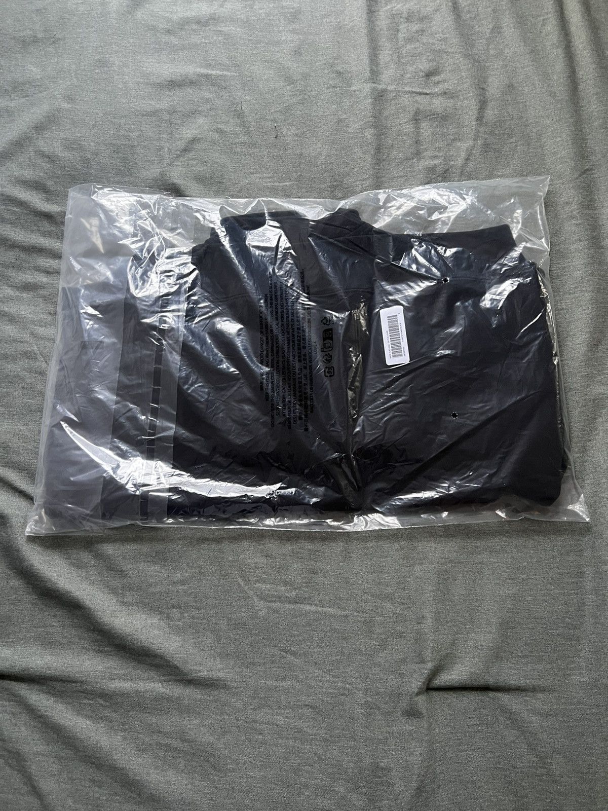 Supreme Supreme Shop Flag Half Zip Pullover Black Size Medium Size US M / EU 48-50 / 2 - 2 Thumbnail