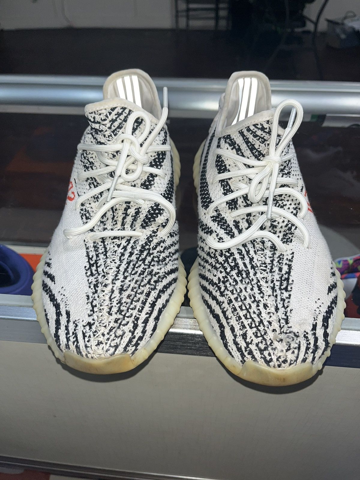 Kanye West × Yeezy Yeezy Boost 350 V2 Zebra Size US 9 / EU 42 - 3 Thumbnail