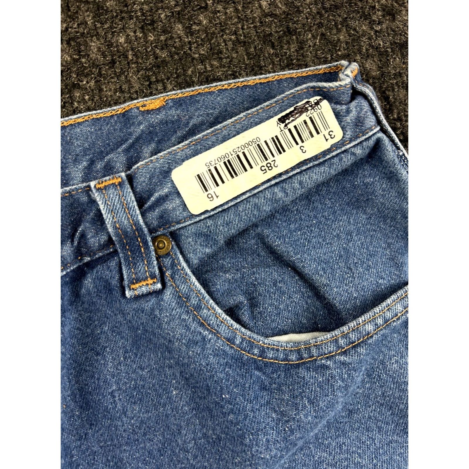 Carhartt VINTAGE Carhartt Jeans Relaxed Fit 36 x 32 Distressed 90s Grunge Logo Blue Mens Jeans Size US 36 / EU 52 - 6 Thumbnail