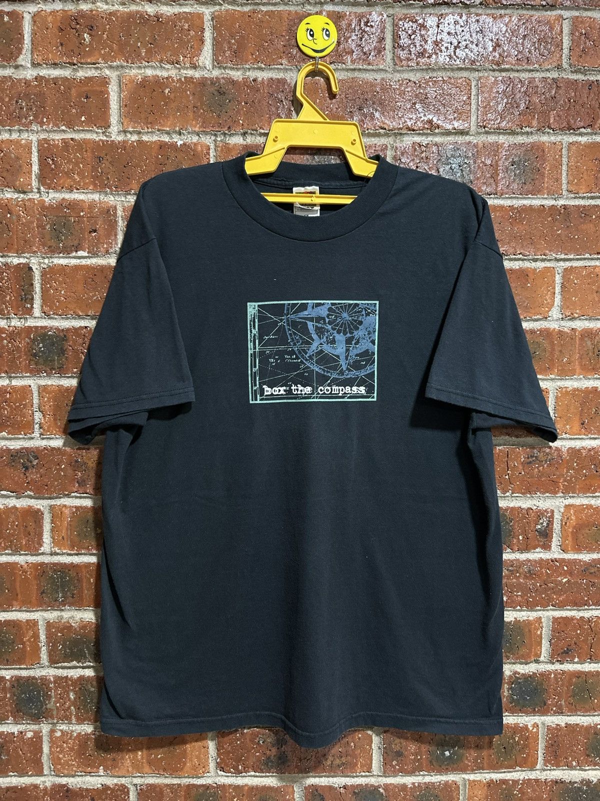Fruit Of The Loom × Vintage Vintage Box The Compass Faded Tee Size US XL / EU 56 / 4 - 1 Thumbnail
