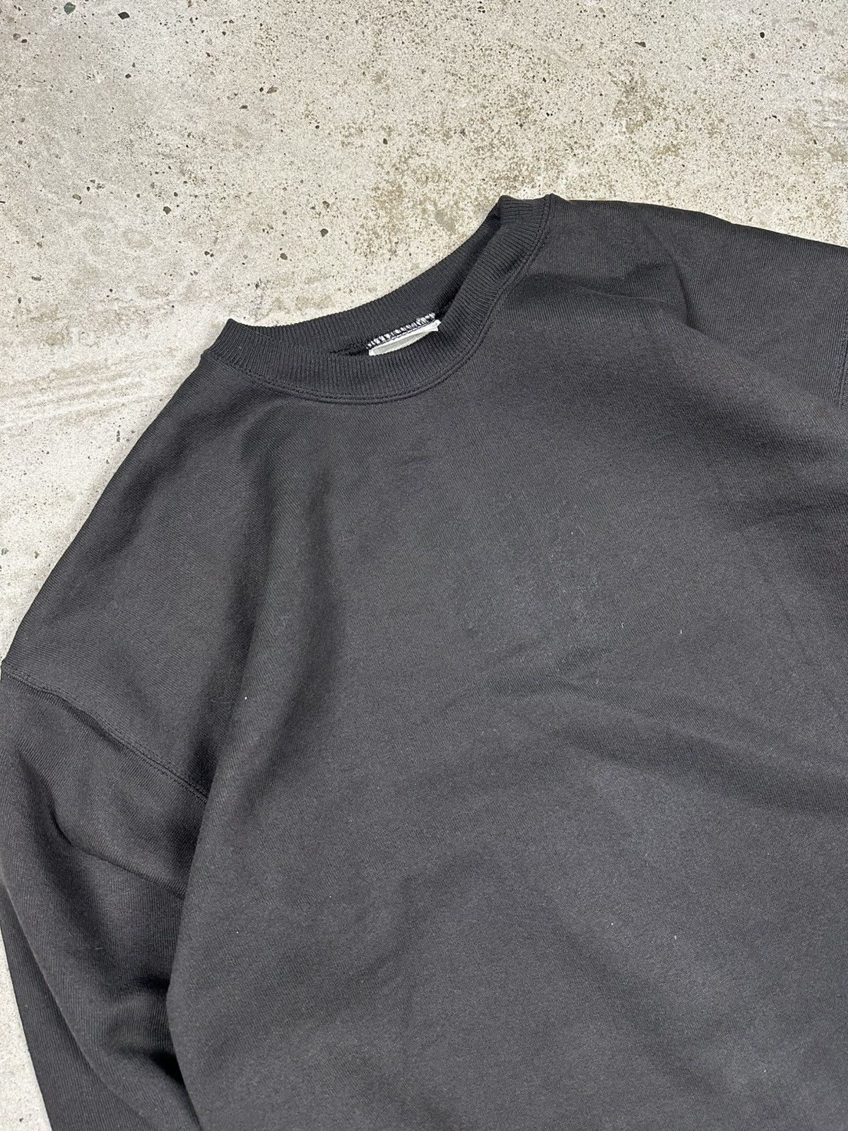 Hanes Vintage Y2K Hanes Premium Weight Black Blank Crewneck Size US L / EU 52-54 / 3 - 5 Thumbnail