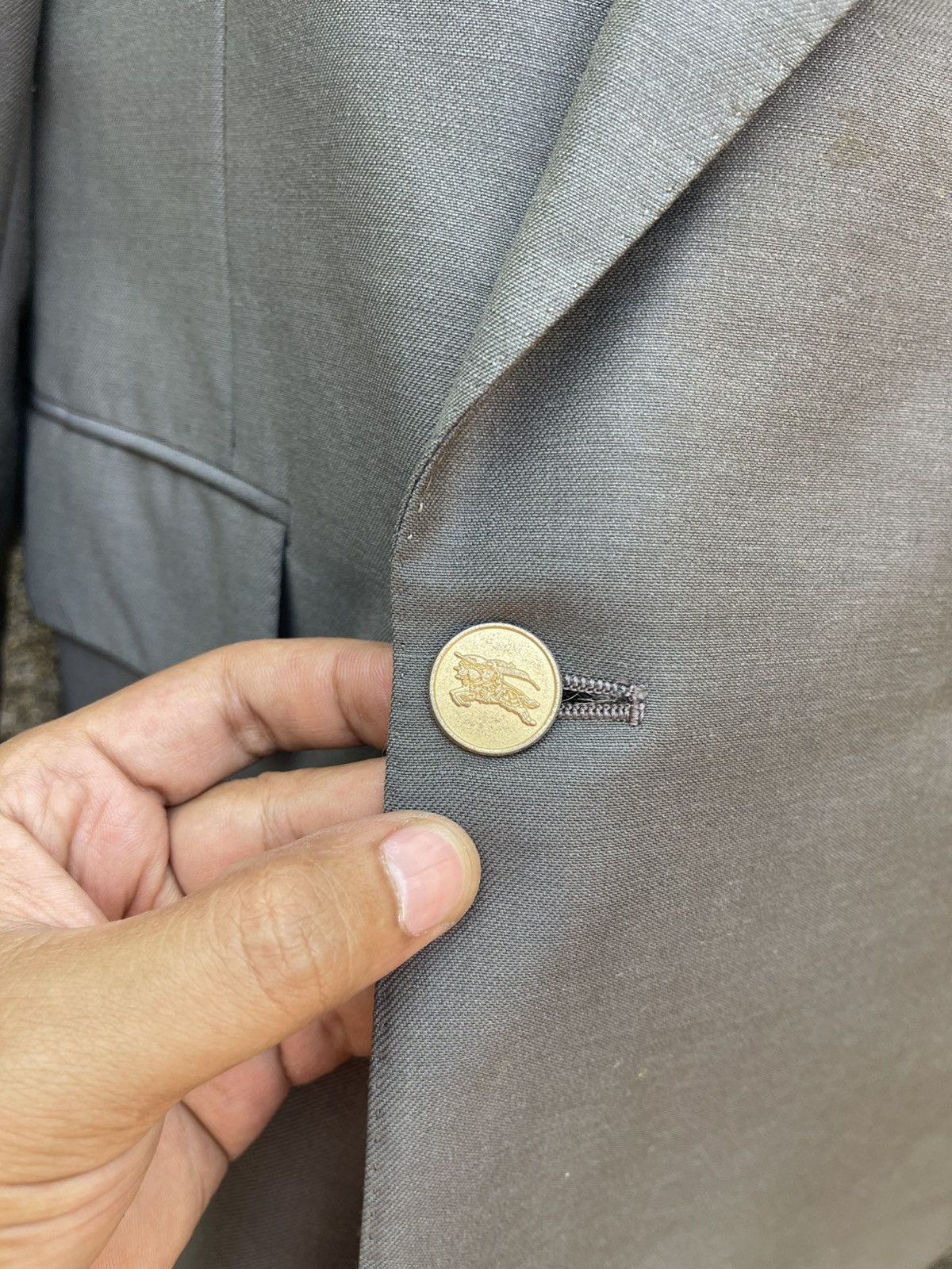 Burberry Vintage Burberry Gold Button Double-Breasted Blazer Jacket Size US M / EU 48-50 / 2 - 4 Thumbnail