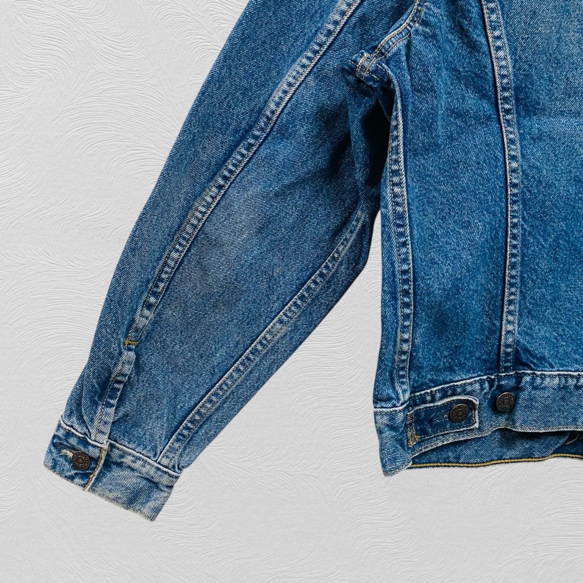 Levi's Vintage 90s Levis trucker jacket denim Size US M / EU 48-50 / 2 - 9 Thumbnail