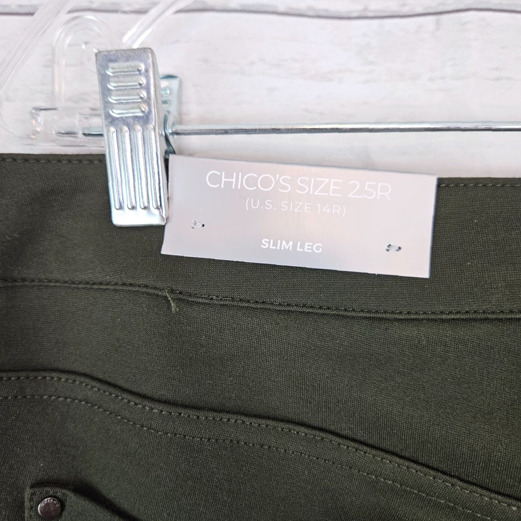 Vintage Chicos Womens Ponte Slim Leg Pants Sz 14 Green High Rise Size 36" / US 14 / IT 50 - 6 Thumbnail